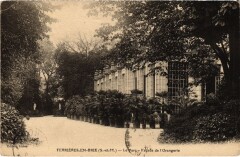 Ferrieres en Brie Le Parc Facade de l'Orangerie