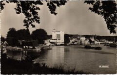 Melun Bords de la Seine -
																					77000 Melun
																			
