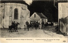 Piece de 75 traversant le village de Chauconin -
													77 Seine et Marne
												