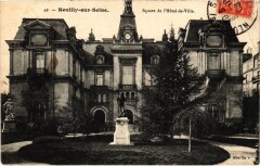 Neuilly Square de l'Hotel de Ville