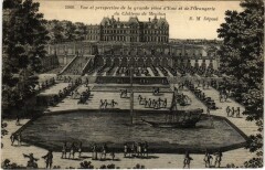 Meudon vue et perspective de la grande piece à Meudon