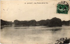 Carte postale ancienne Les Ponts et les Iles
                                                                     à Clichy
                                