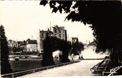 Asnieres Square du Marechal Joffre -
													92 Hauts de Seine
												