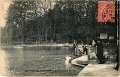 Bois de Boulogne - Embarcadère du Lac -
																					75016 Paris 16e
																			