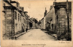 Rosoy en Brie Porte et Rue de Rome France