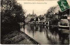 Nemours Bief du Moulin de la Ville France à Nemours