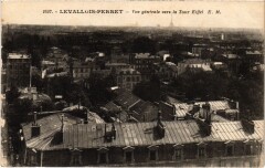 Levallois vue generale vers la Tour Eiffel -
													92 Hauts de Seine
												