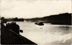 Levallois Asnieres La Seine au crepuscule