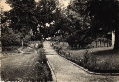 Clamart Entree et perspective sur le Parc à Clamart