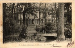 Carte postale ancienne Le Bois de Boulogne en Automne - Le Pavillon Royal
                                                                     à Paris 16e
                                