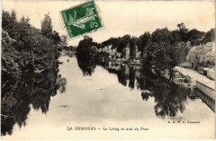 Nemours Le Loing en aval du Pont France à Nemours