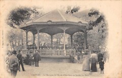 Castres Musique De L'Ecole D'Artillerie Au Jardin Du Mail à Castres