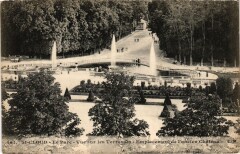 Parc de Saint Cloud vue sur les Terrasses de l'Ancien Chateau à Saint-Cloud