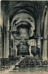 Sevres Interieur de l'Eglise