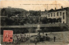 Suresnes Place du Marche Les Ecoles et Mont Valerien à Suresnes