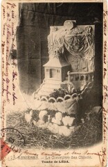 Asnieres Cimetiere des Chiens Tombe de Leda -
													92 Hauts de Seine
												