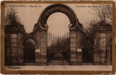 Asnieres Cimetiere des Chiens Entree -
													92 Hauts de Seine
												