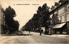 Bourg la Reine Grande Rue à Bourg-la-Reine