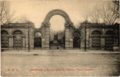 Asnieres Cimetiere des Chiens Porte d'entree -
													92 Hauts de Seine
												