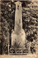 Asnieres Interieur du Cimetiere des Chiens Monument Athos -
													92 Hauts de Seine
												