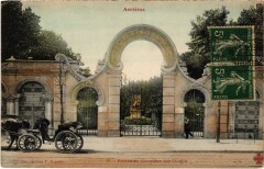 Asnieres Cimetiere des Chiens entree -
													92 Hauts de Seine
												