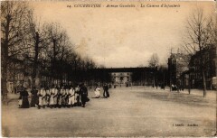 Courbevoie Avenue Gambetta Caserne d'infanterie à Courbevoie