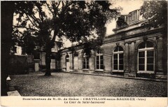 Chatillon La Cour du Saint-Sacrament
