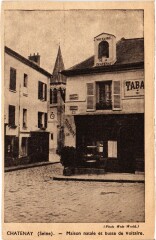 Chatenay Maison natale et buste de Voltaire