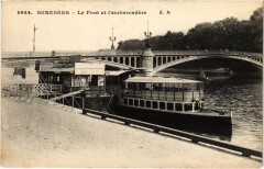 Suresnes Le Pont et l'embarcadere à Suresnes