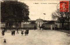 Rueil La Caserne entree principale