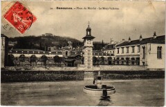 Suresnes Place du Marche Le Mont Valerien à Suresnes