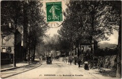 Suresnes Boulevard de Versailles à Suresnes