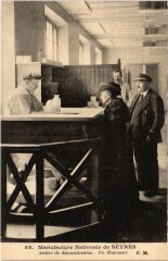 Sevres Manufacture Nationale atelier de demonstration -
													92 Hauts de Seine
												