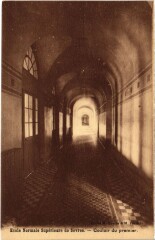Sevres Ecole Normale Superieure - Couloir du Premier -
													92 Hauts de Seine
												