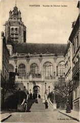 Pontoise Escalier du General Leclerc à Pontoise