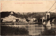 La Roche Guyon Le Chateau et le Pont Suspendu à La Roche-Guyon