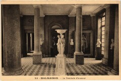 Carte postale ancienne Château de Malmaison - (S.-et-O.) Le Vestibule d'Honneur
                                                                     à Rueil-Malmaison
                                