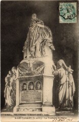 St Leu Les Tombeau de l'Eglise