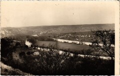 La Roche Guyon panorama à La Roche-Guyon
