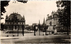 Rueil-Malmaison Hotel de Ville à Rueil-Malmaison