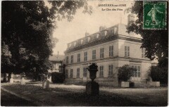 Asnieres Le Clos des Fees