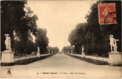 Saint-Cloud Le Parc - Allee des Statues à Saint-Cloud