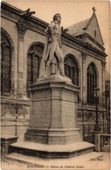 Pontoise Statue du General Leclerc à Pontoise