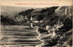 La Roche Guyon vue sur la Route à La Roche-Guyon