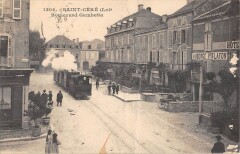 Carte postale ancienne Boulevard Gambetta
                                                                     à Saint-Céré
                                