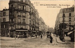 Issy-les-Moulineaux Rue Ernest Renan vue de la place France -
																					92130 Issy-les-Moulineaux
																			