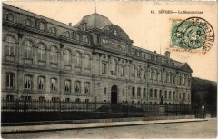Sevres La Manufacture France -
													92 Hauts de Seine
												