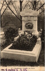 Asnieres Cimetiere des Chiens France