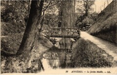 Asnieres Le Jardin Modele France -
													92 Hauts de Seine
												