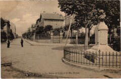 Enghien les Bains La statue de Cotte et la Rue Pasteur France -
																					95880 Enghien-les-Bains
																			